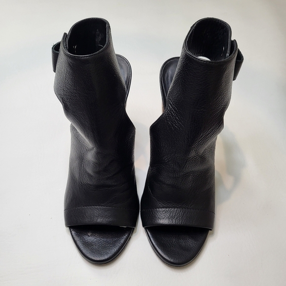 Vince Addie high heels black leather block chunky heel ankle strap shoes size 7 - Picture 3 of 14